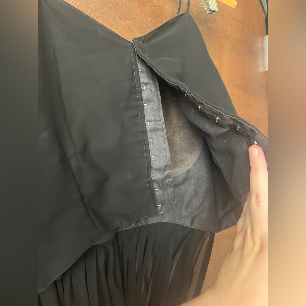Indian wedding guest outfit, leganga, black top with dupatta, silk skirt - Picture 6 of 10